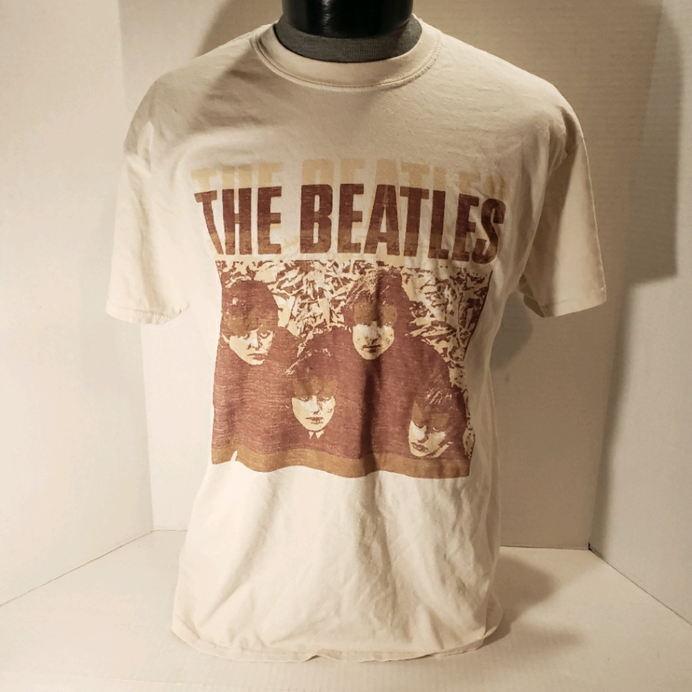 NWOT Men's The Beatles T-shirt
